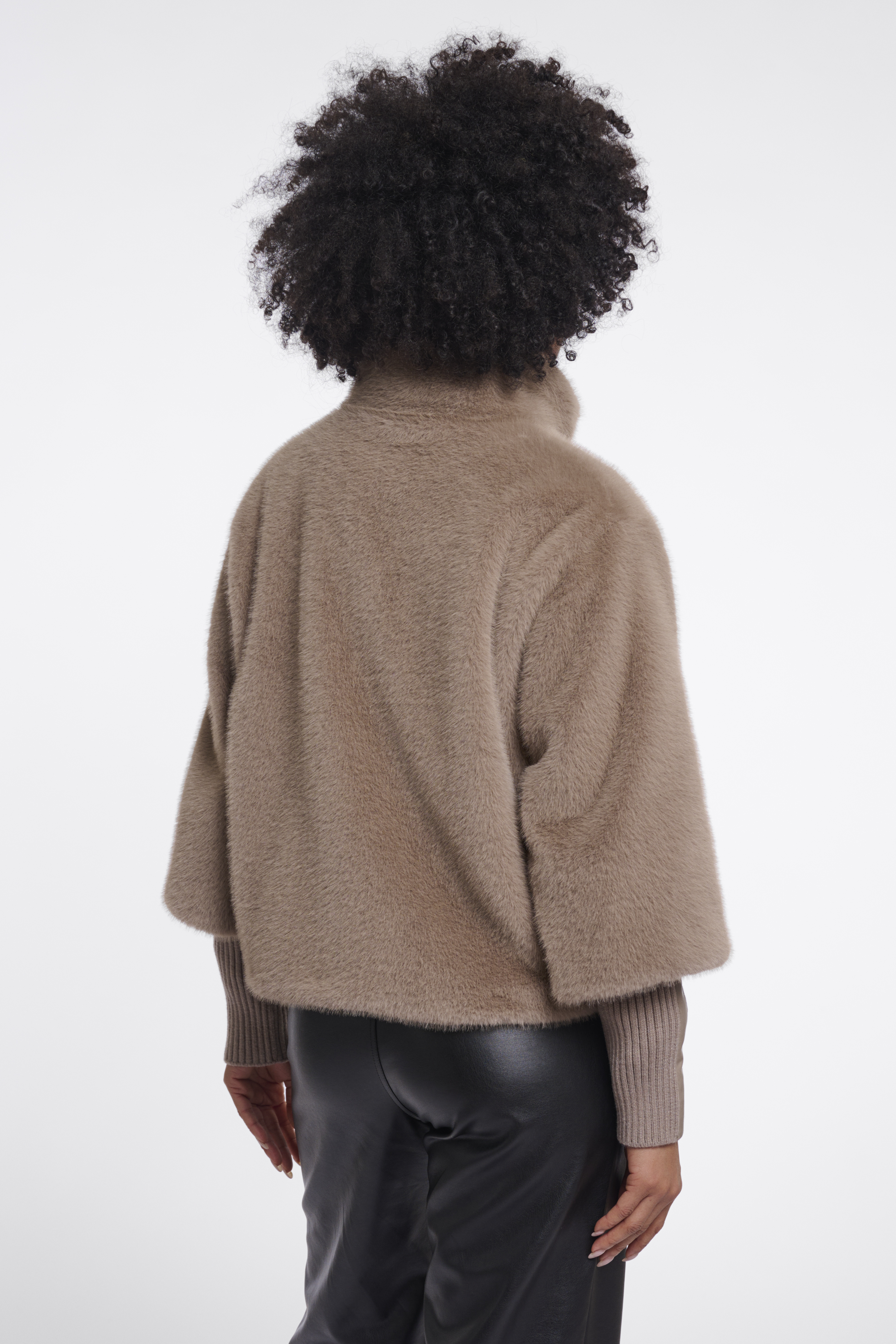 RINO & PELLE Winterjacke "NESRIN Mocha latte Jacket with rib cuffs" – Kunstfell – Damenjacke – Wintermantel  Taupe 