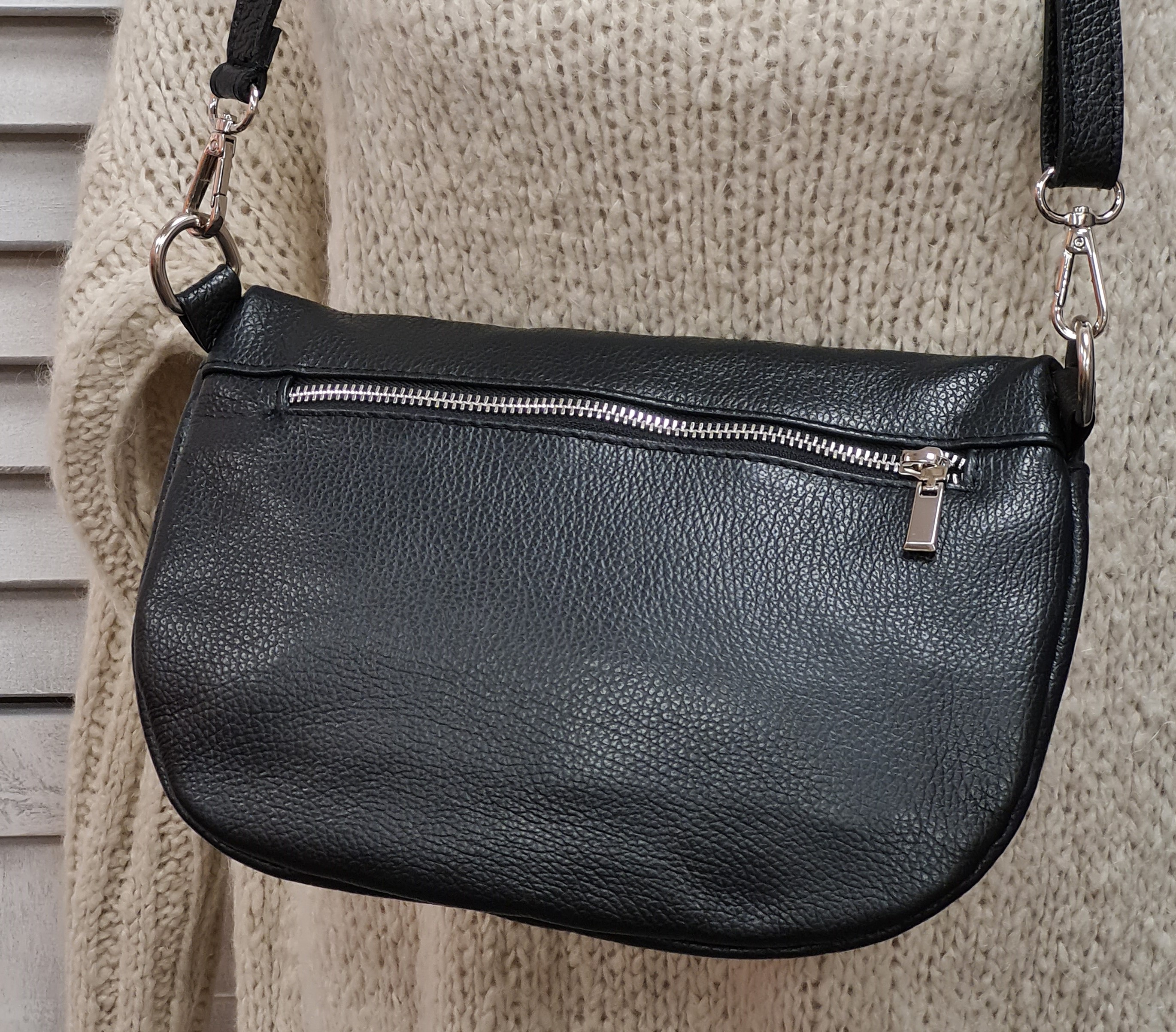 Bauchtasche "Schwarz" – Crossover – Ledertasche