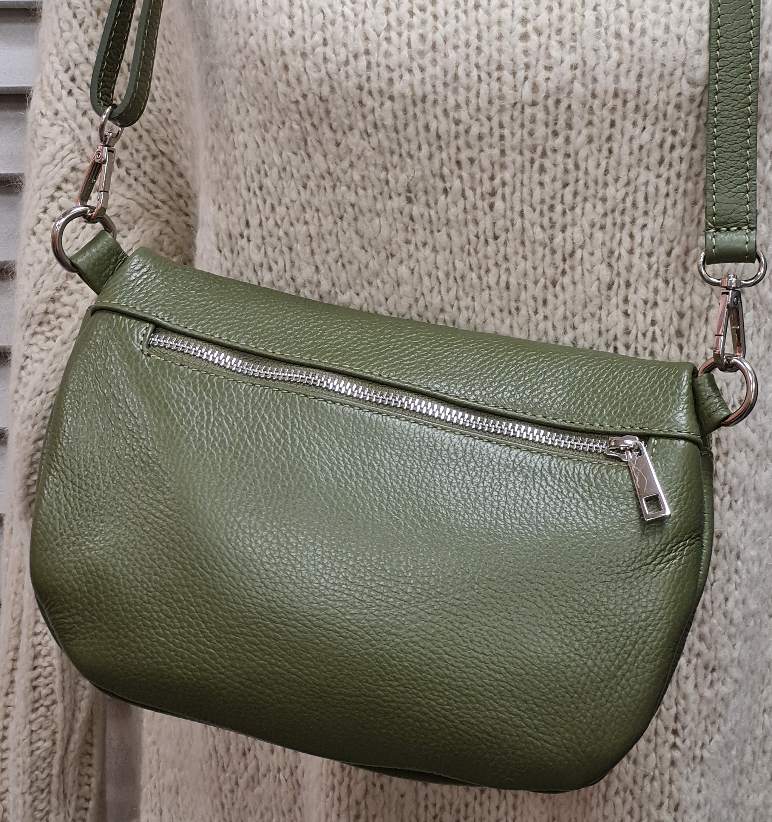 Bauchtasche "Khaki" – Crossover – Ledertasche