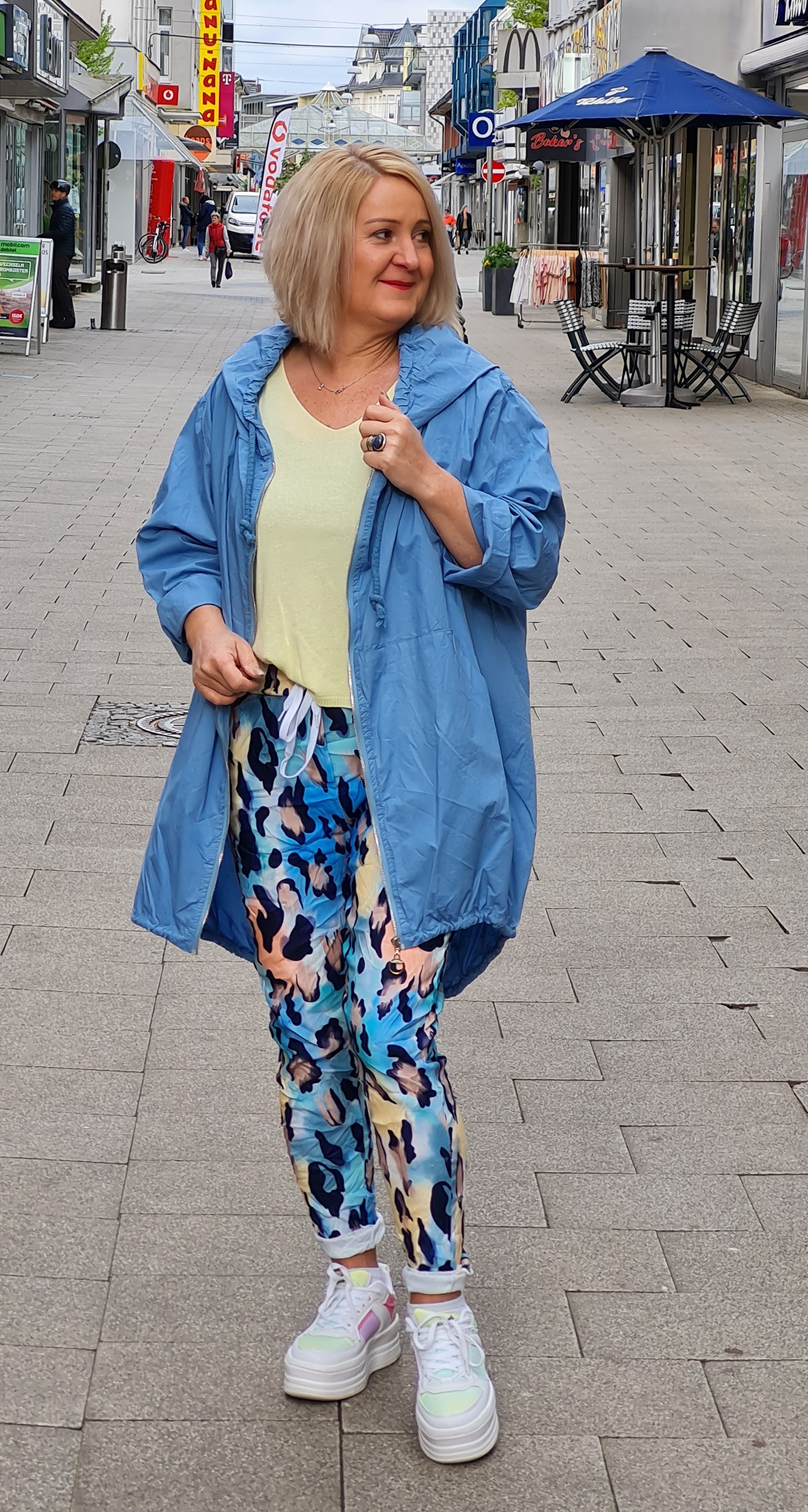 Parka mit Kaputze – Damenparka – Sommerjacke – "Diva"