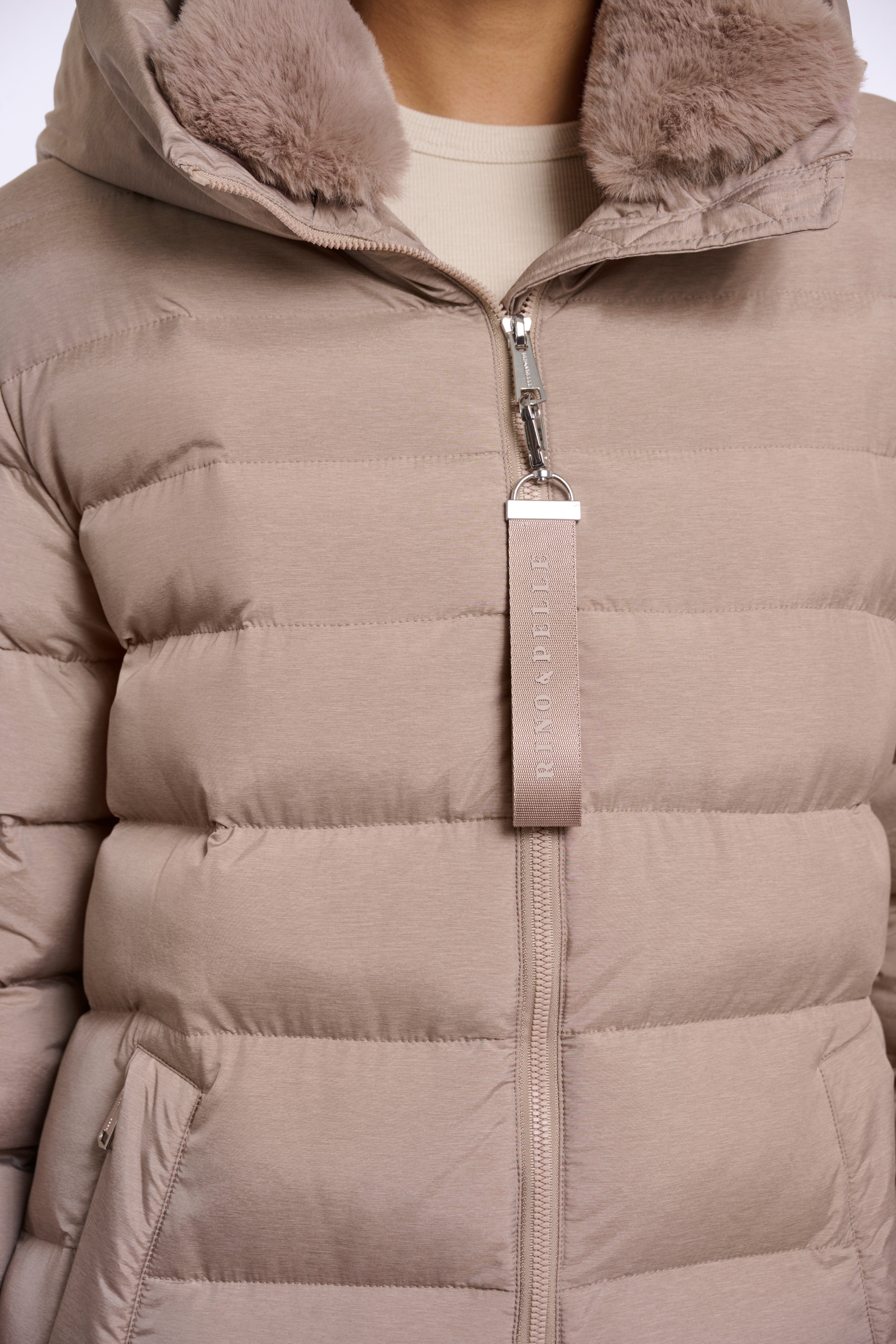 RINO & PELLE Winterjacke "Hudson Mocha latte" – Kunstfell – Damenjacke – Wintermantel  beige
