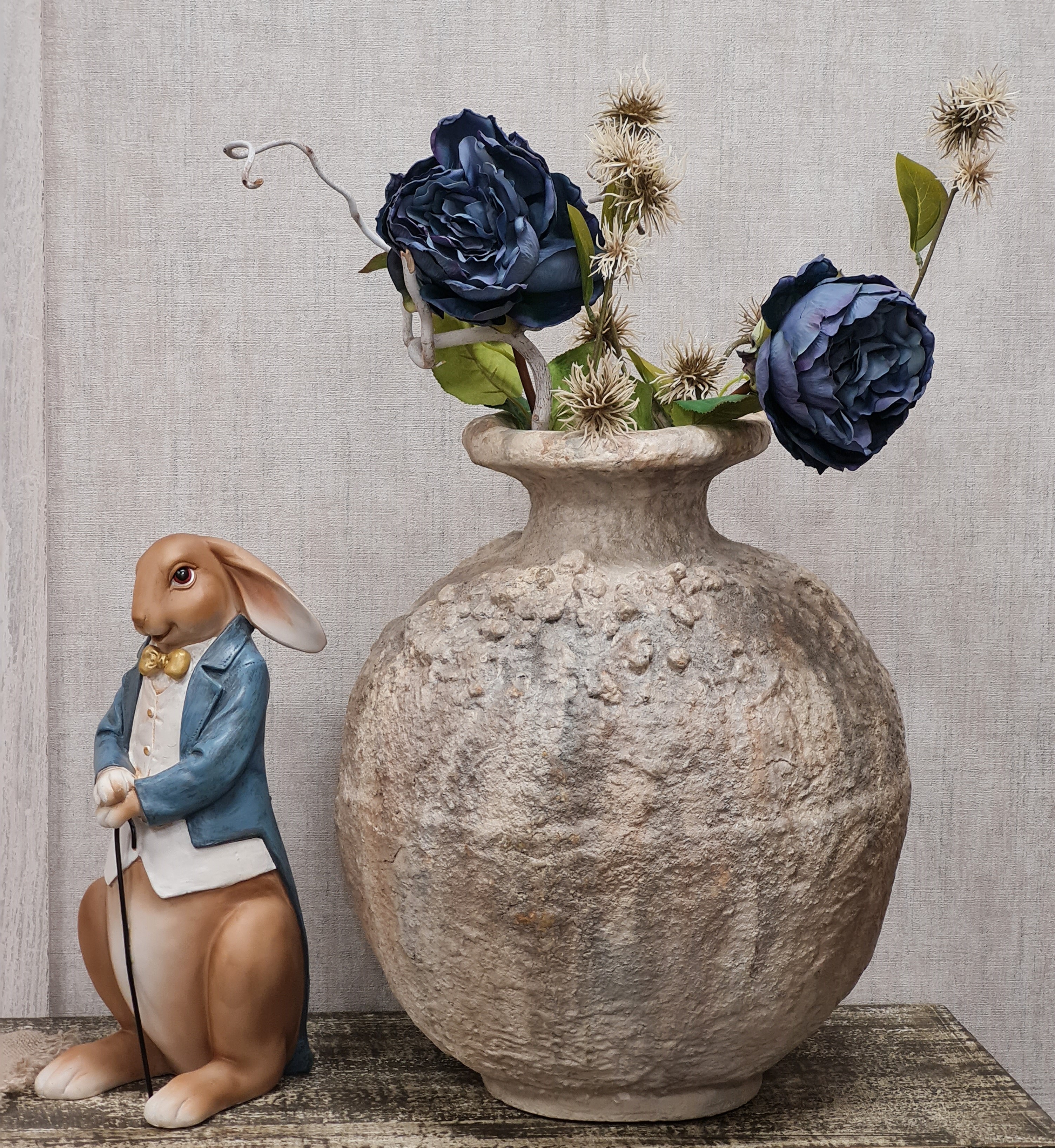 Osterhase blau– Kaninchen – Osterfigur nostalgisch – Hase – H32x 16x T13cm